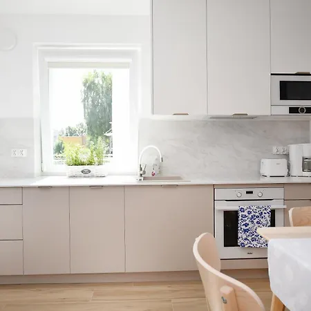 Apartament Larina *