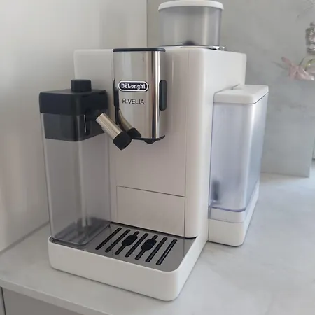 Larina Apartament *